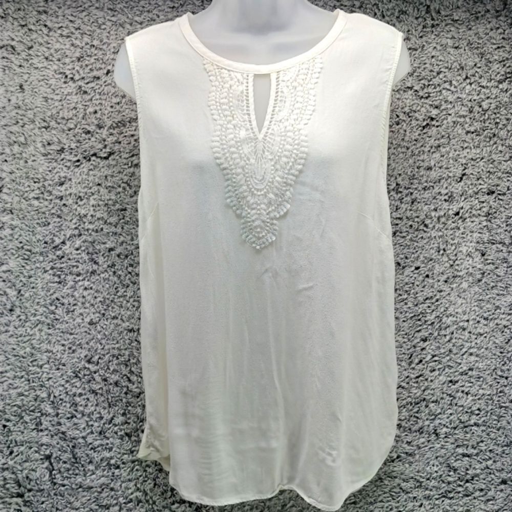 Grace Elements Embroidered Sleeveless Blouse/ Tun… - image 1